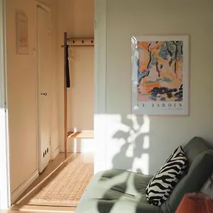 Apartment Beautiful Design In The Heart Of Kallio, Helsinki